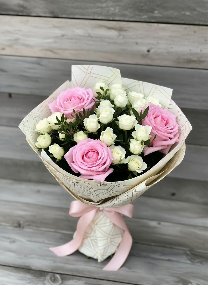 Букет цветов из: Розы в Мишеронский