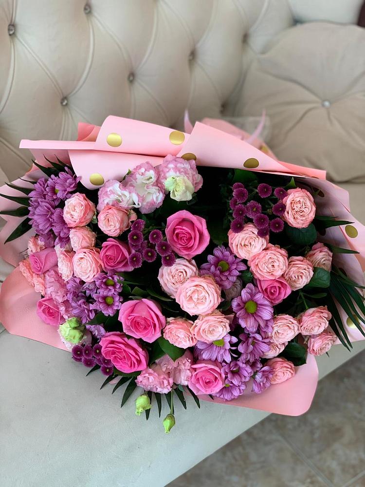 Букет цветов из: Хризантемы, Розы и Лизиантусы в Мишеронский