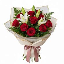 Букет цветов из:  Лилии и Розы в Мишеронский