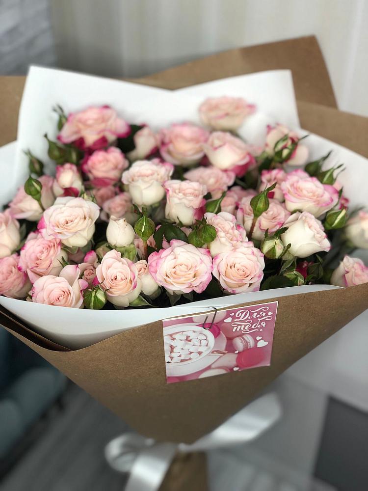 Букет цветов из: Розы в Мишеронский