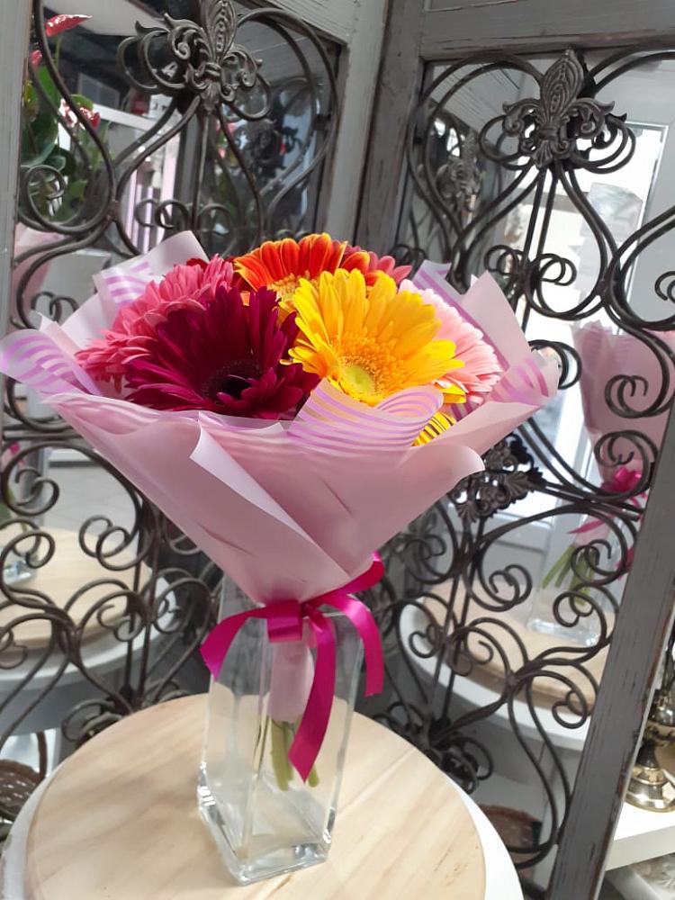 Букет цветов из: Герберы в Мишеронский