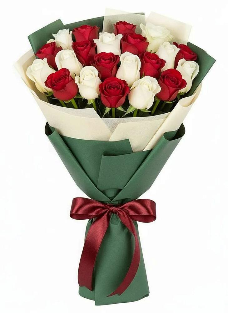 Букет Микс из красных и белых роз в Мишеронский