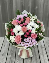 Букет цветов из:  Альстромерии, Гвоздики, Розы и Хризантемы в Мишеронский