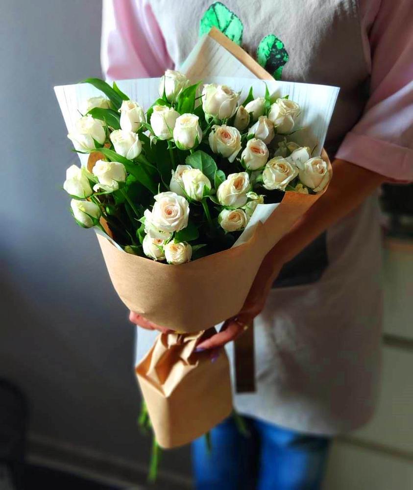 Букет цветов из: Розы в Мишеронский