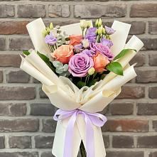 Букет цветов из:  Лизиантусы и Розы #REPLACE_PRED# Мишеронский