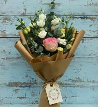 Букет цветов из:  Розы и Лизиантусы в Мишеронский